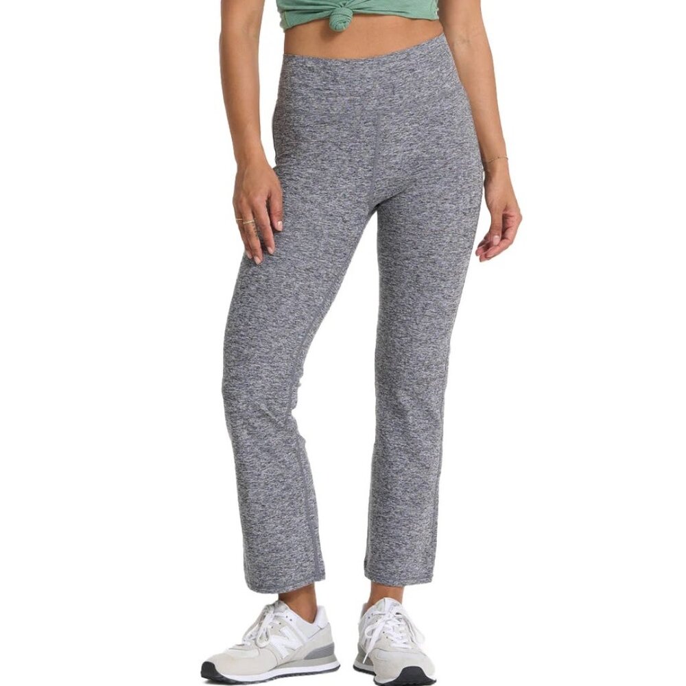 New Vuori Elevation Slim Bootcut Performance Legging Heather Grey Small NWT